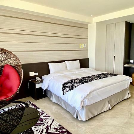 Ming Yue Hu Hotel Юйчі Екстер'єр фото