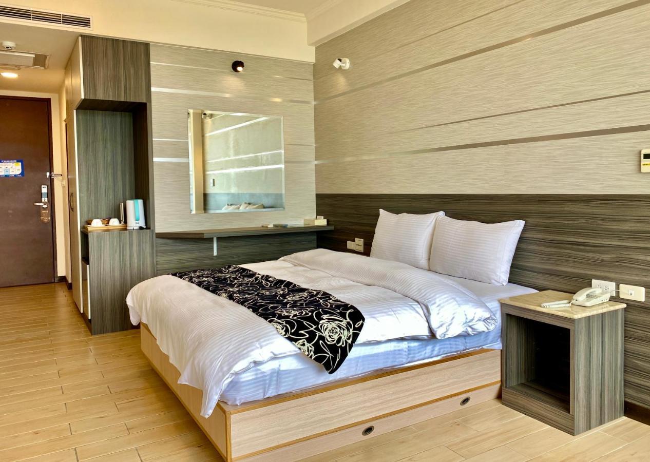 Ming Yue Hu Hotel Юйчі Екстер'єр фото