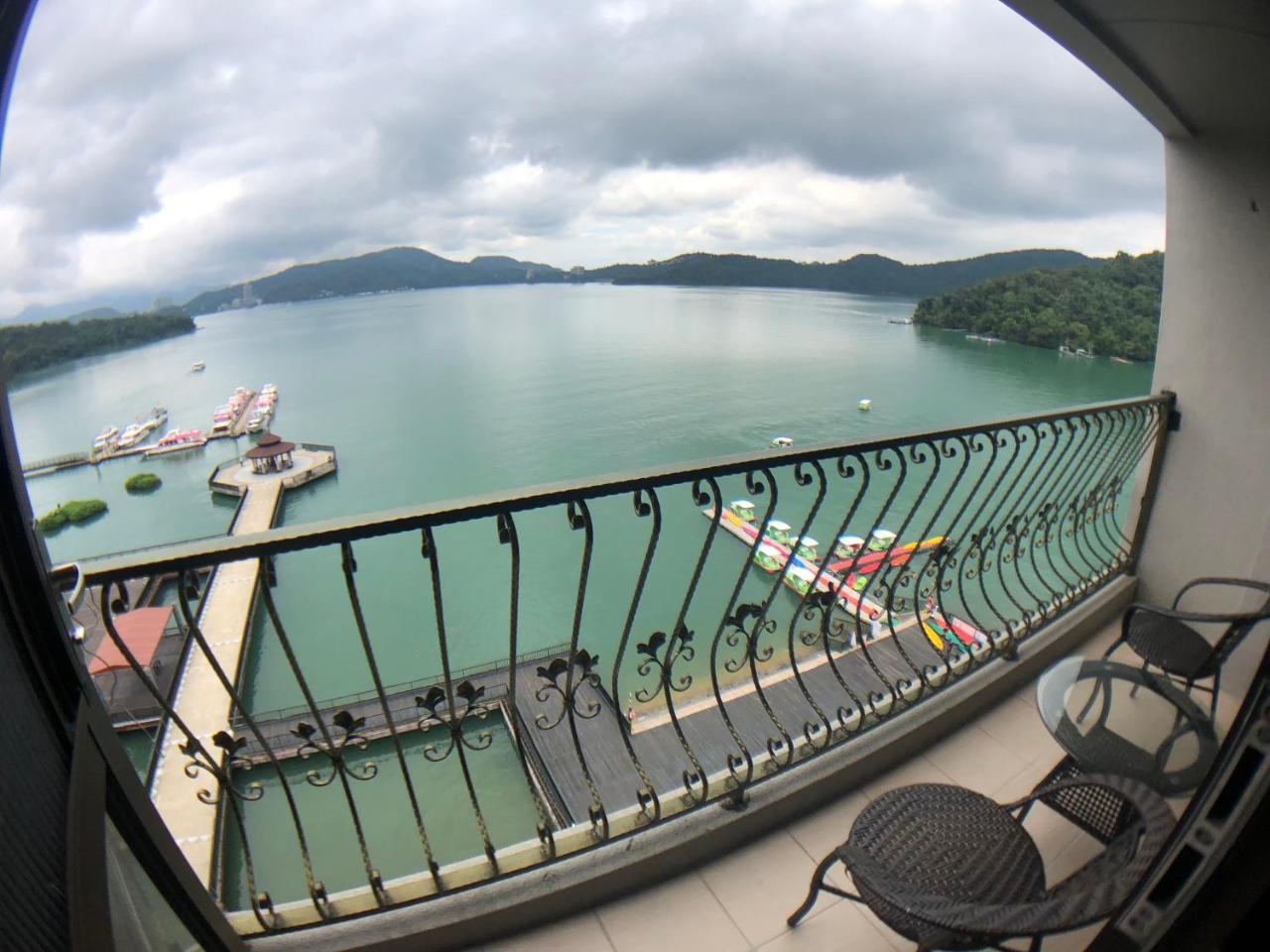 Ming Yue Hu Hotel Юйчі Екстер'єр фото